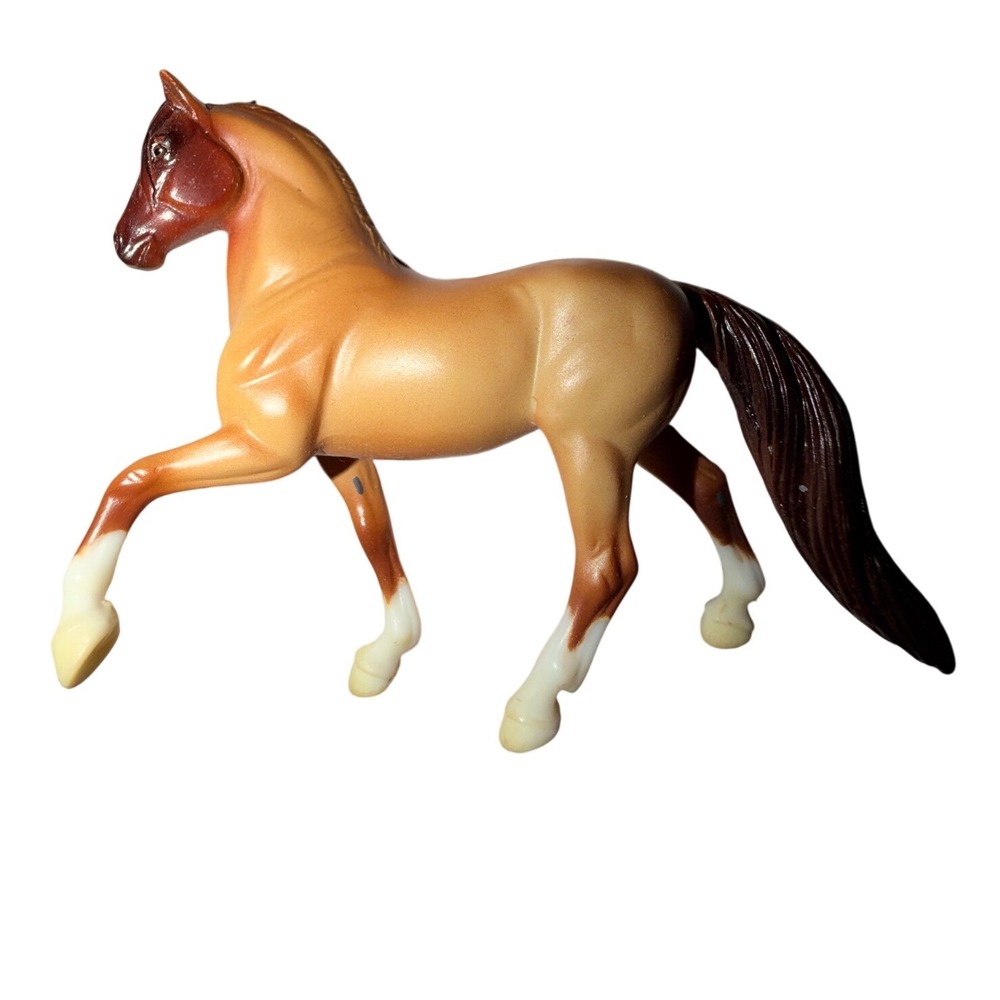 Breyer‎ Stablemates Arabian Horse ToyTan Excellent Prancing Figurine